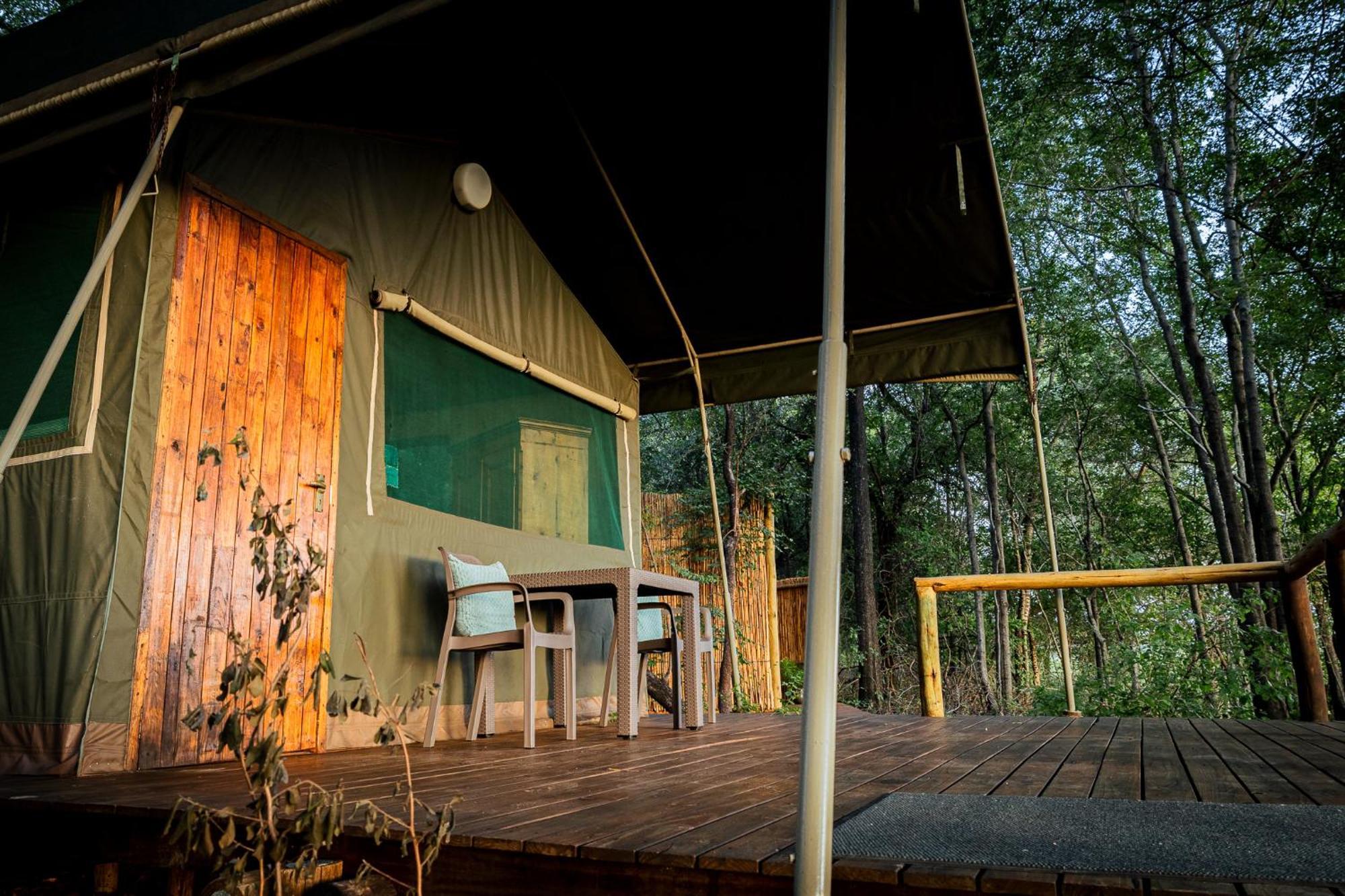 Askiesbos - Samochima Bush Camp Shakawe Eksteriør bilde